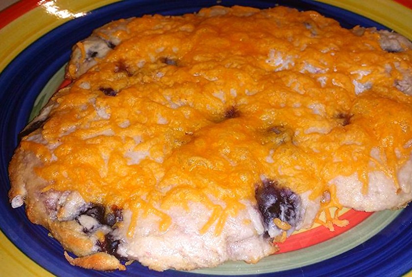blueberry cheddar pizza yogurt crust